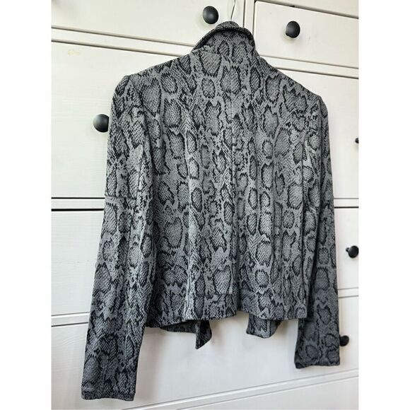 NWT Lemon Tart Designed California jacket snake print gray size S cardigan zip - Picture 12 of 13